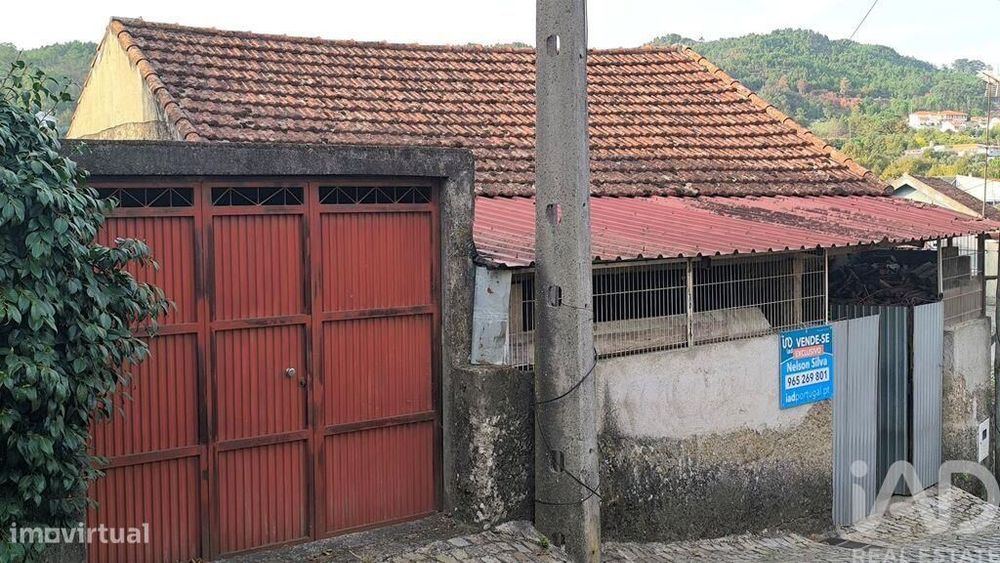 Armazém em Orgens de 110,00 m2