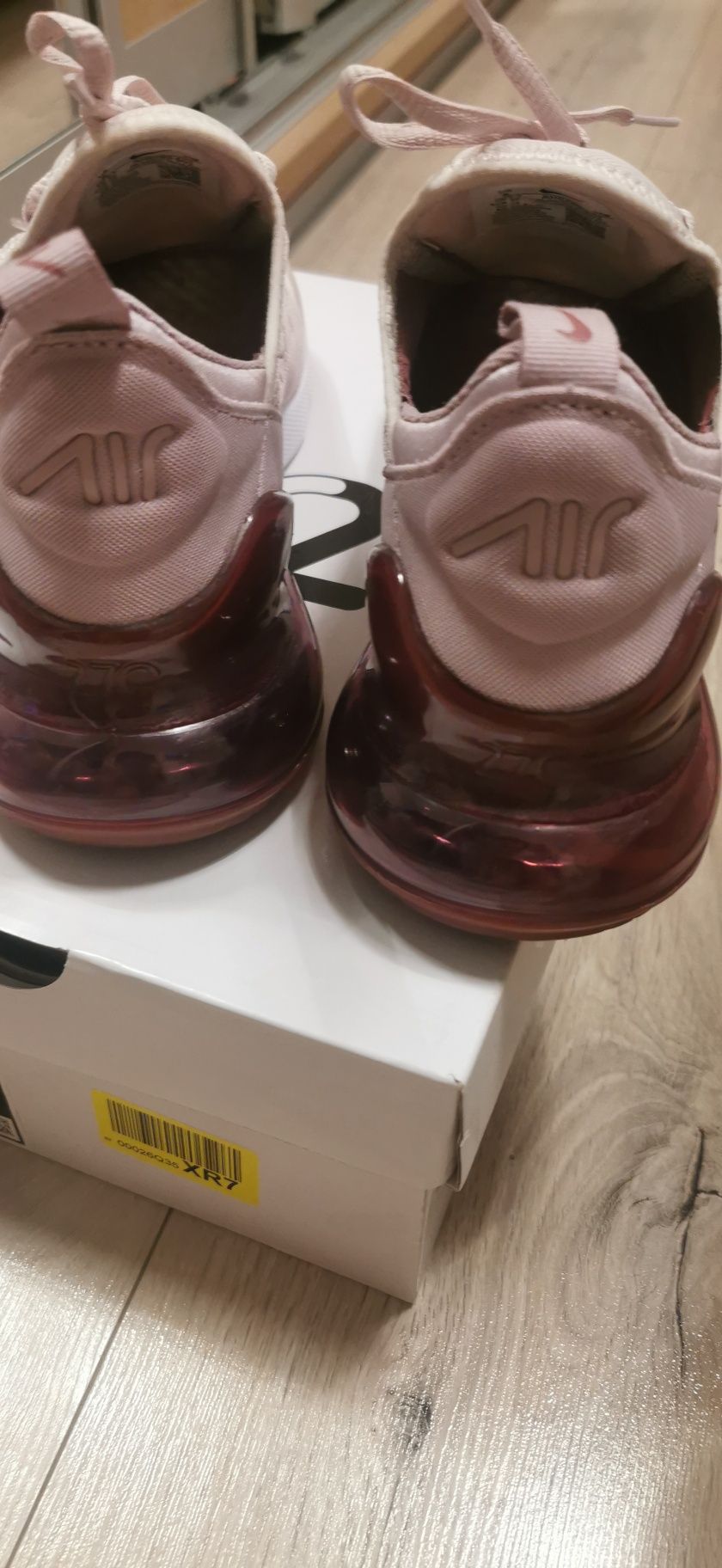 Nike 270  buciki damskie