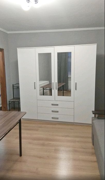 Метро 5 хв. ГАЗ. 5 поверх