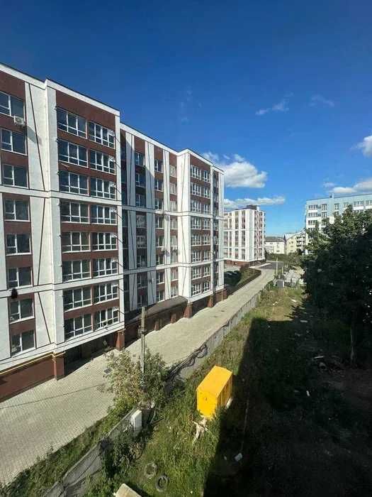 2 кімнатна в ЖК Опришівська Слобода