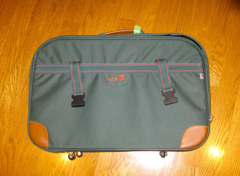 Preço do Conjunto de 2 Malas de Viagem Antigas