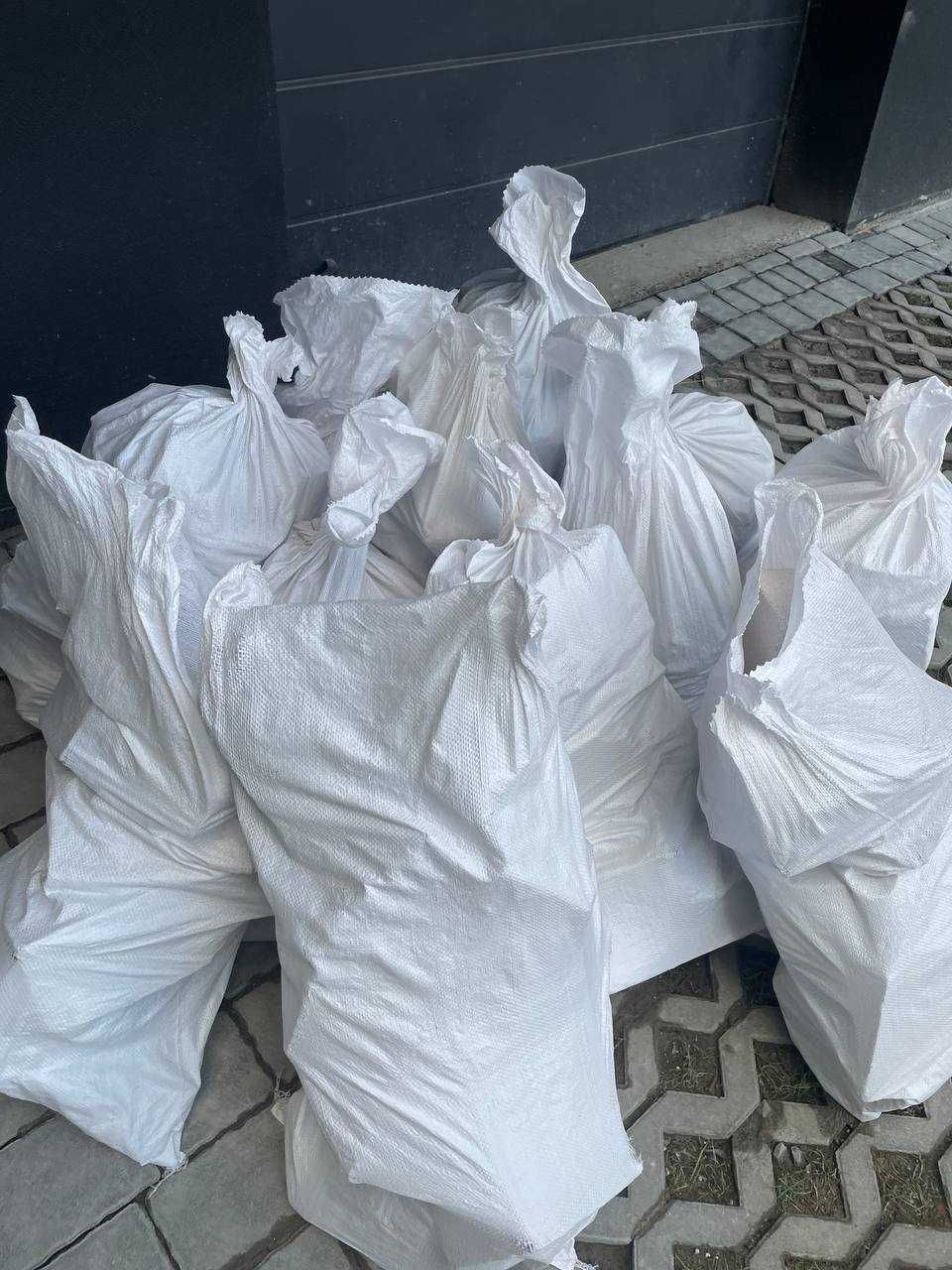 Вантажні перевезення до 3 тон по місту і послуги вантажників
