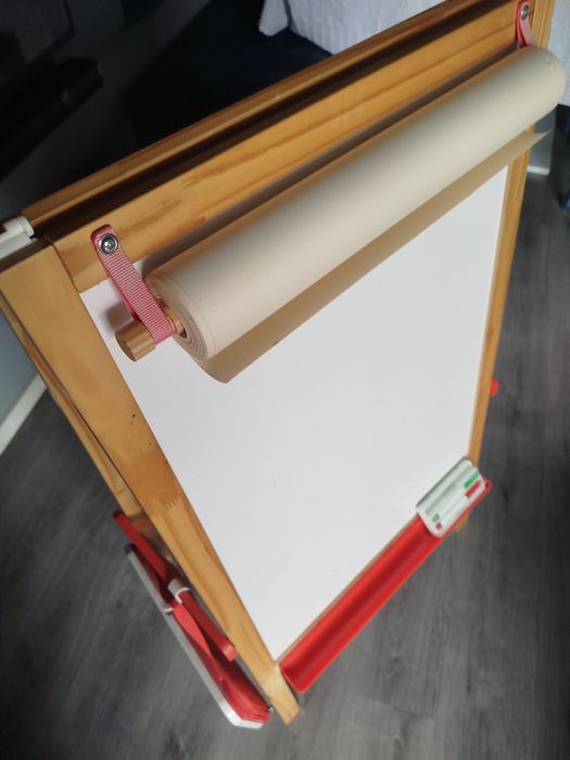 Quadro cavalete IKEA em óptimo estado