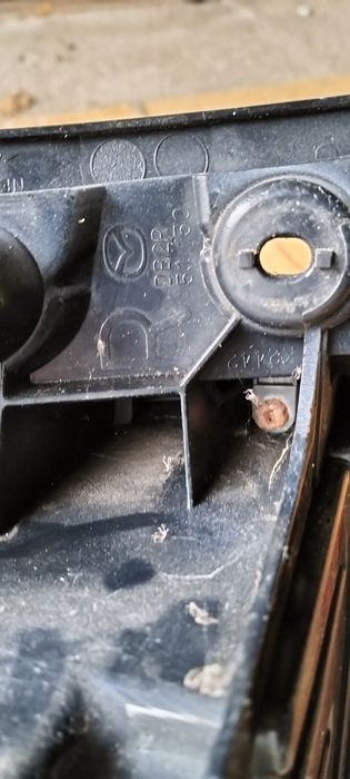 Lampa Kanada prawa zwykła mazda cx-3