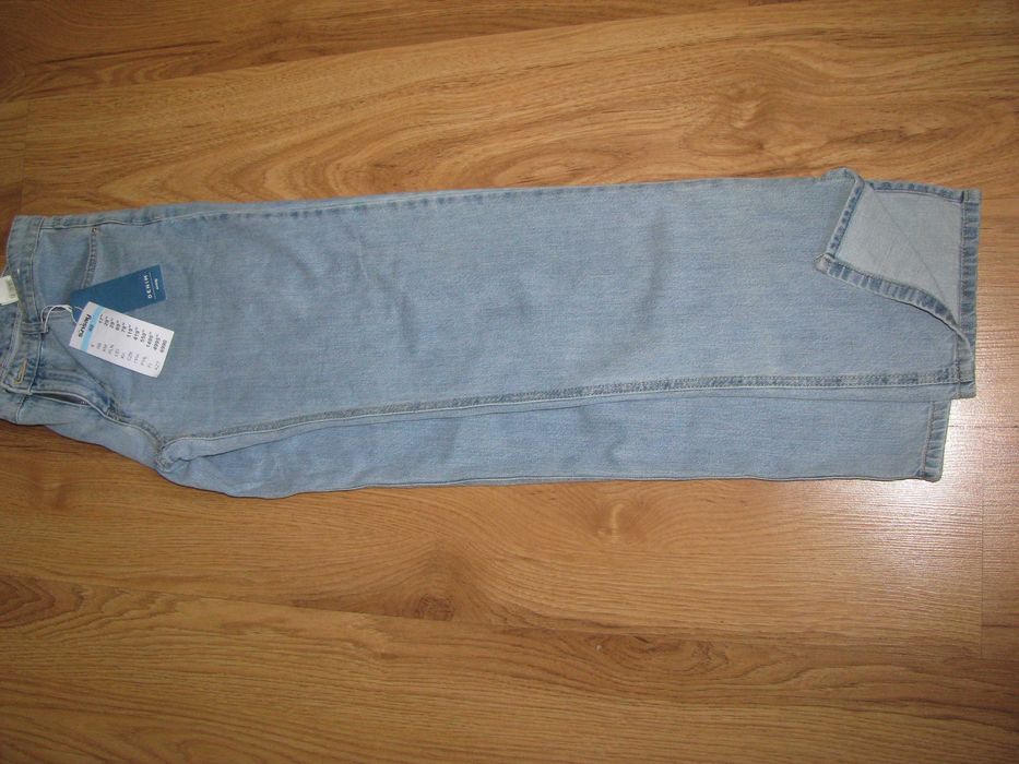 Bawełniane jeansy z prostą nogawką Sinsay/Denim