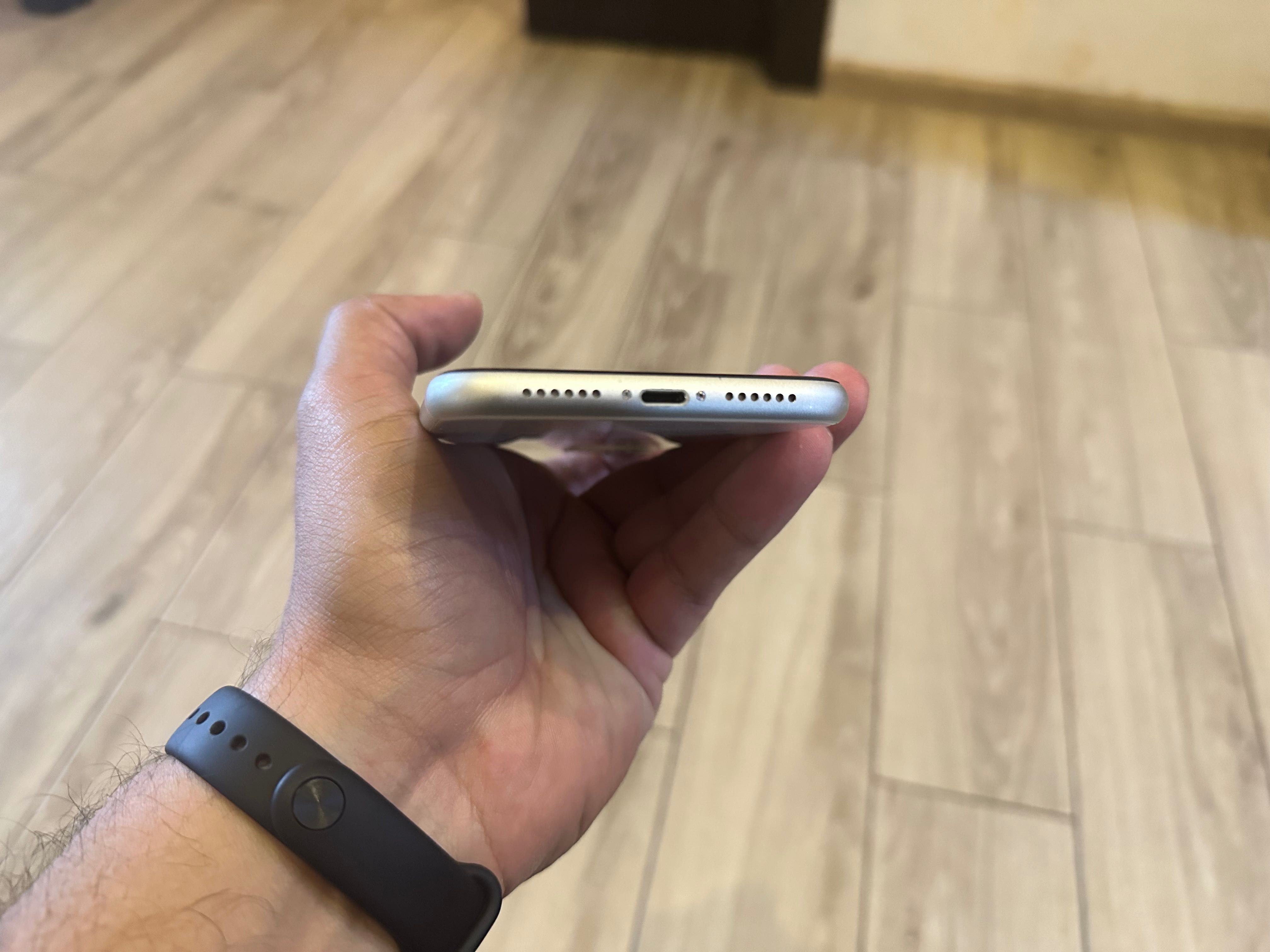 iPhone 11 64 gb Neverlock - айфон 11 64 гб