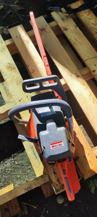 Motosserra "Óleo Mac 956"