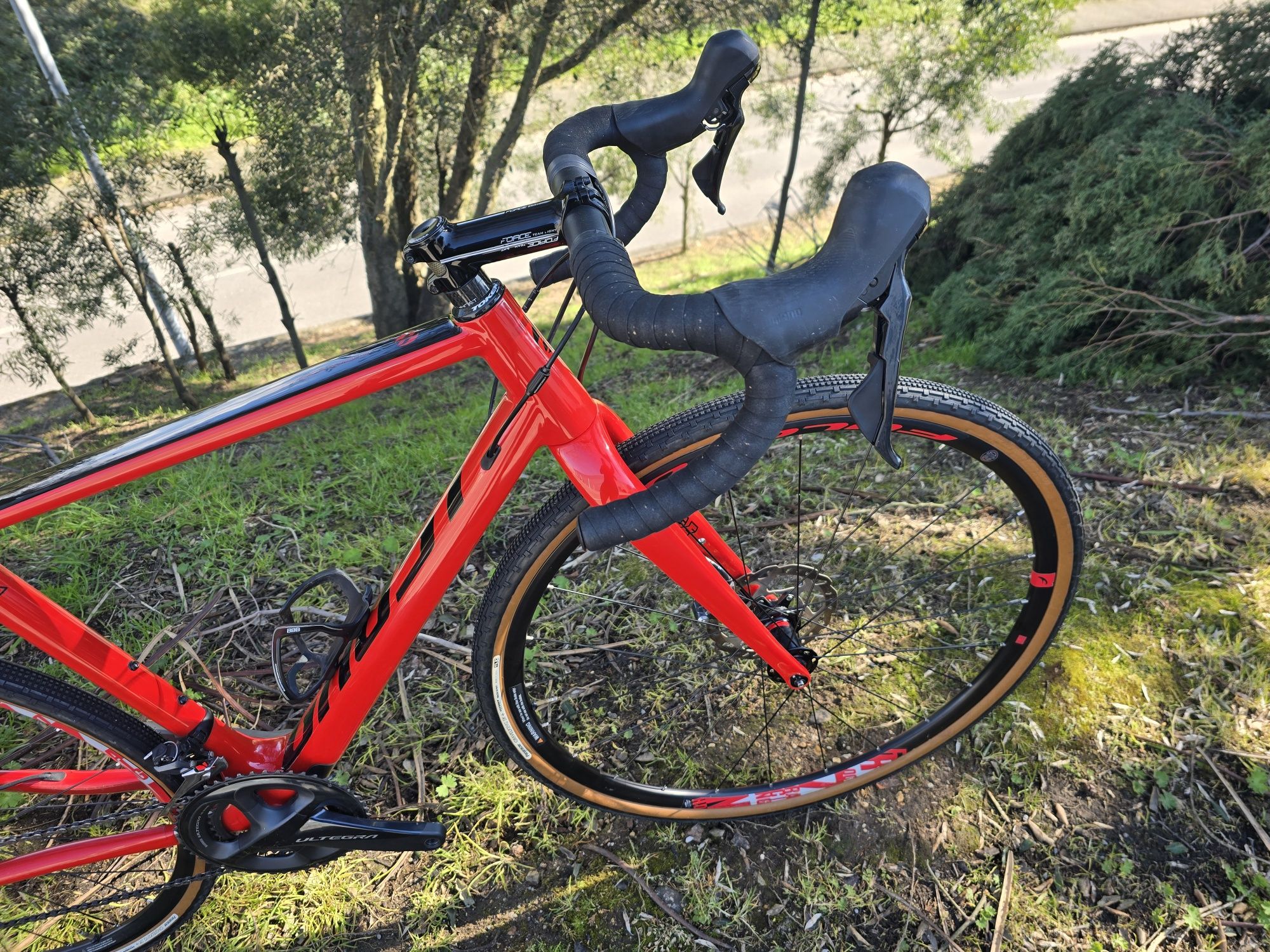 Bicicleta ghost de carbono 11x2v