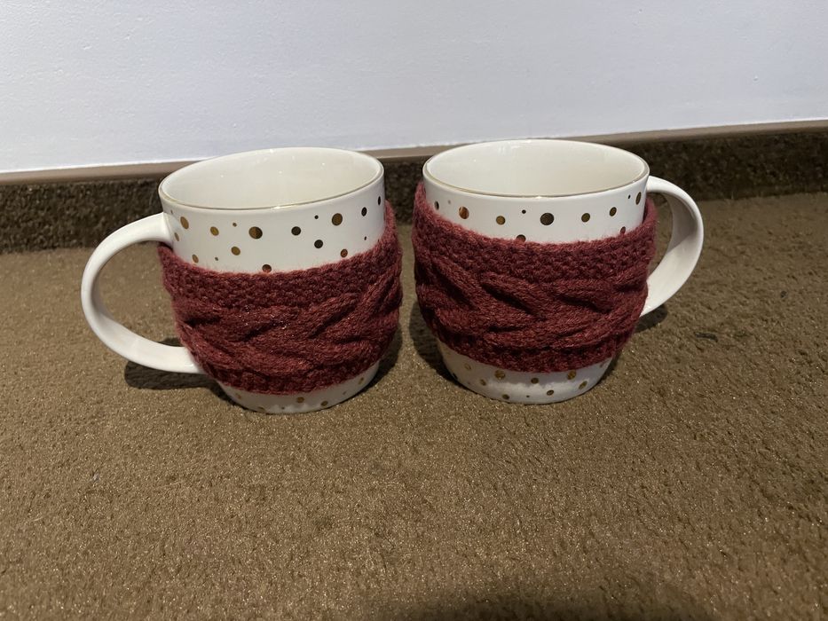 Jesienne kubki komplet 2szt w sweterkach