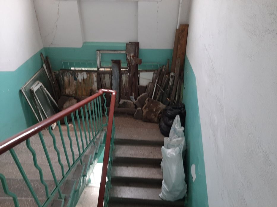 Вывоз мусора веток глины уборка участка