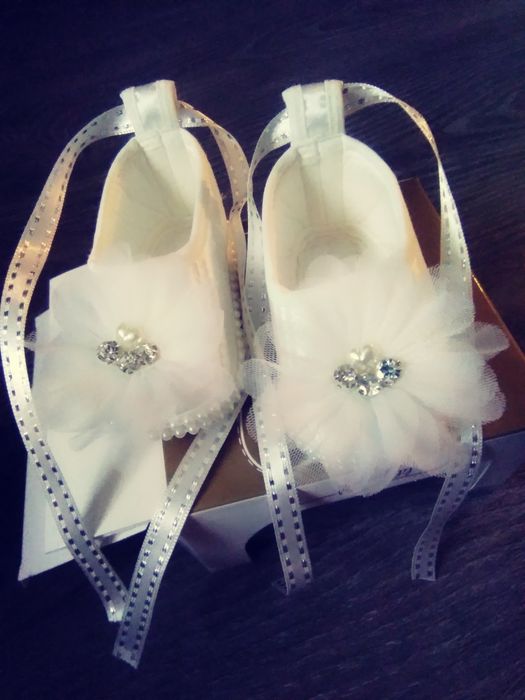 Buciki do chrztu rozmiar 10/11