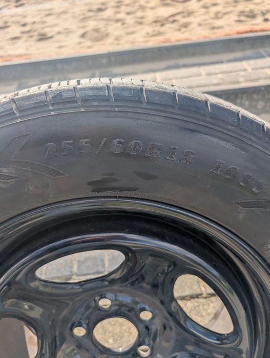 Koła 5x114,3 opona Goodyear 255/60/18 bieżnik 5mm