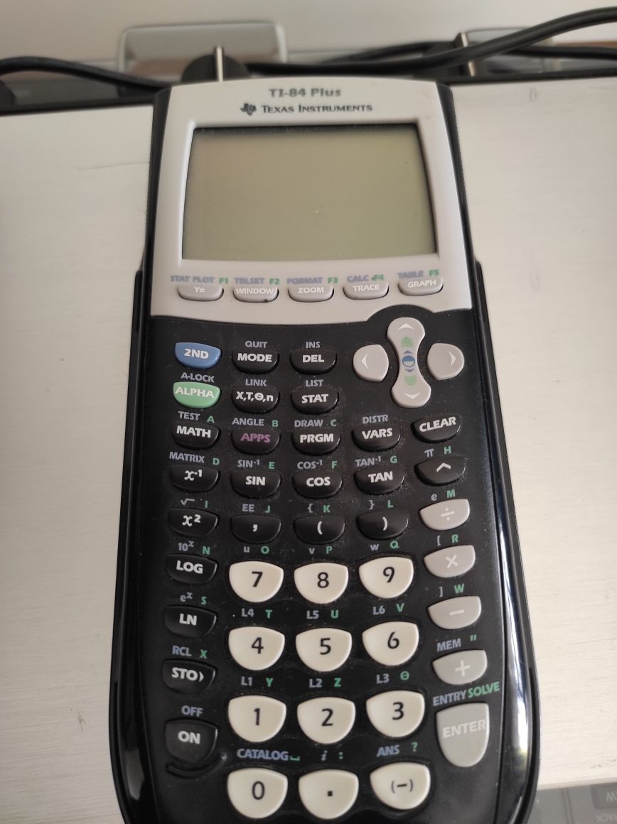 Calculadora Gráfica Texas Instruments - TI-84 Plus