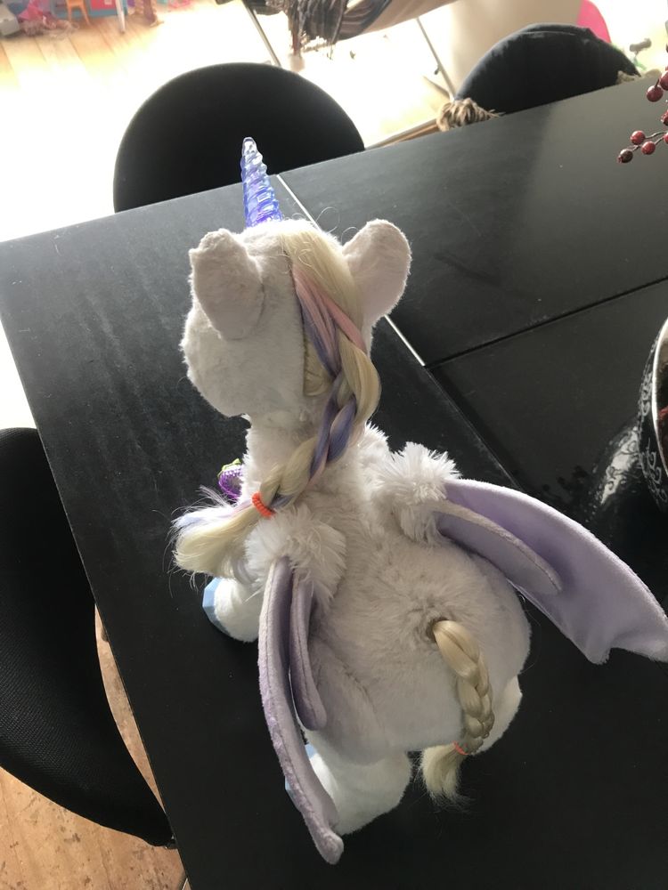 Fur Real friends - Hasbro - unicornio magico Starlily