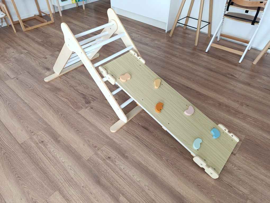 Vertbaudet Triângulo escalada Montessori