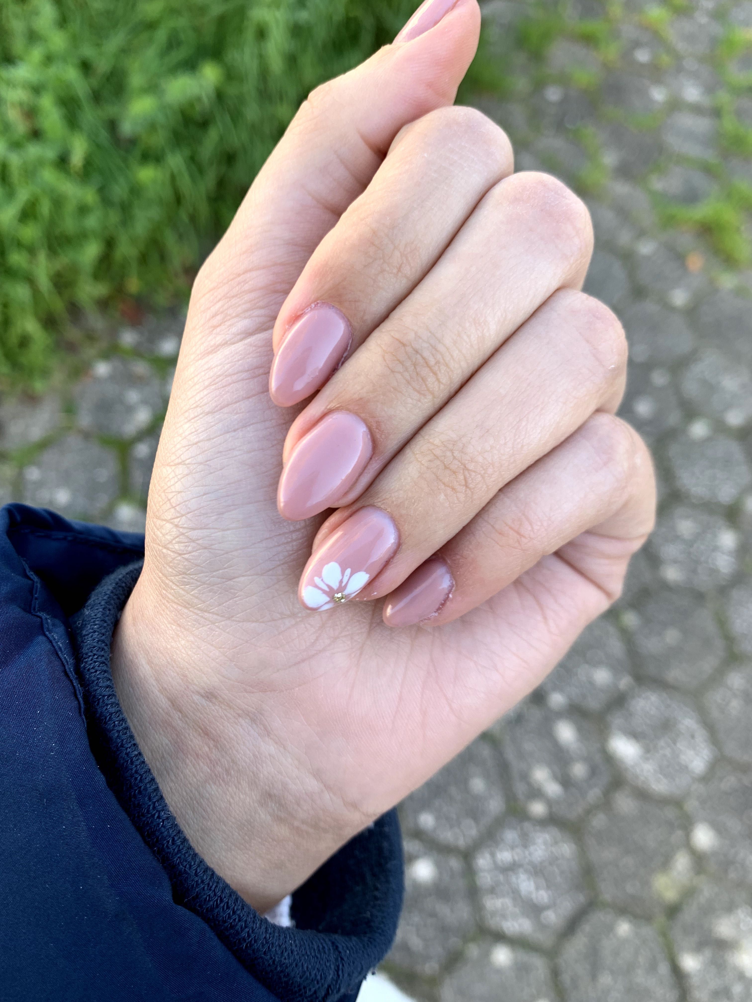 Unhas de gel e verniz gel Aveiro