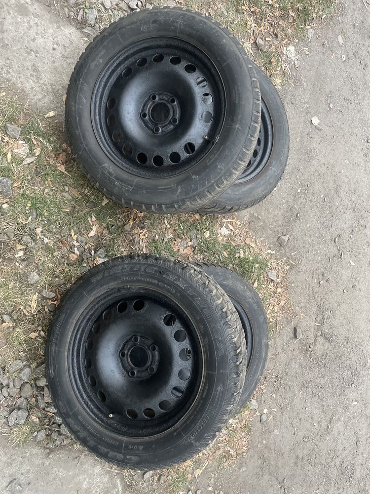 Резина з штампованими дисками GM 16R