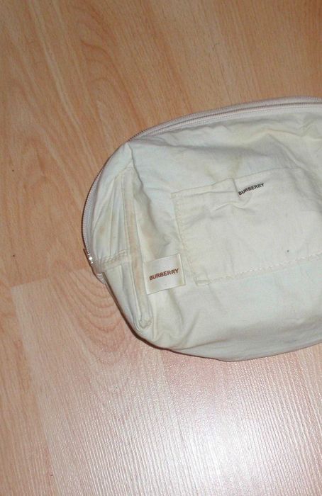 Женская косметичка Burberry Women Bag Cosmetic Beige CK 26/16см YSL LV
