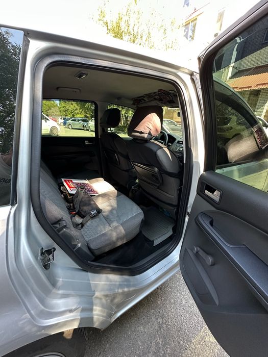 Продам Ford C-MAX 1.8 газ/бен в хорошем состоянии