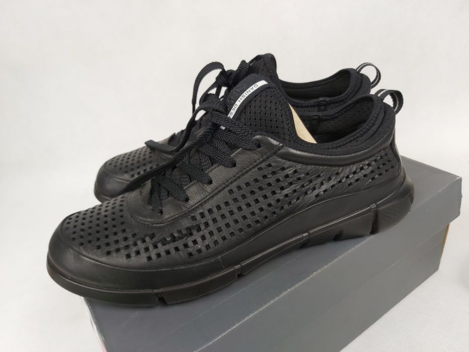 Półbuty czarne skórzane ECCO sneakersy 40 ECCO intrinsic 1