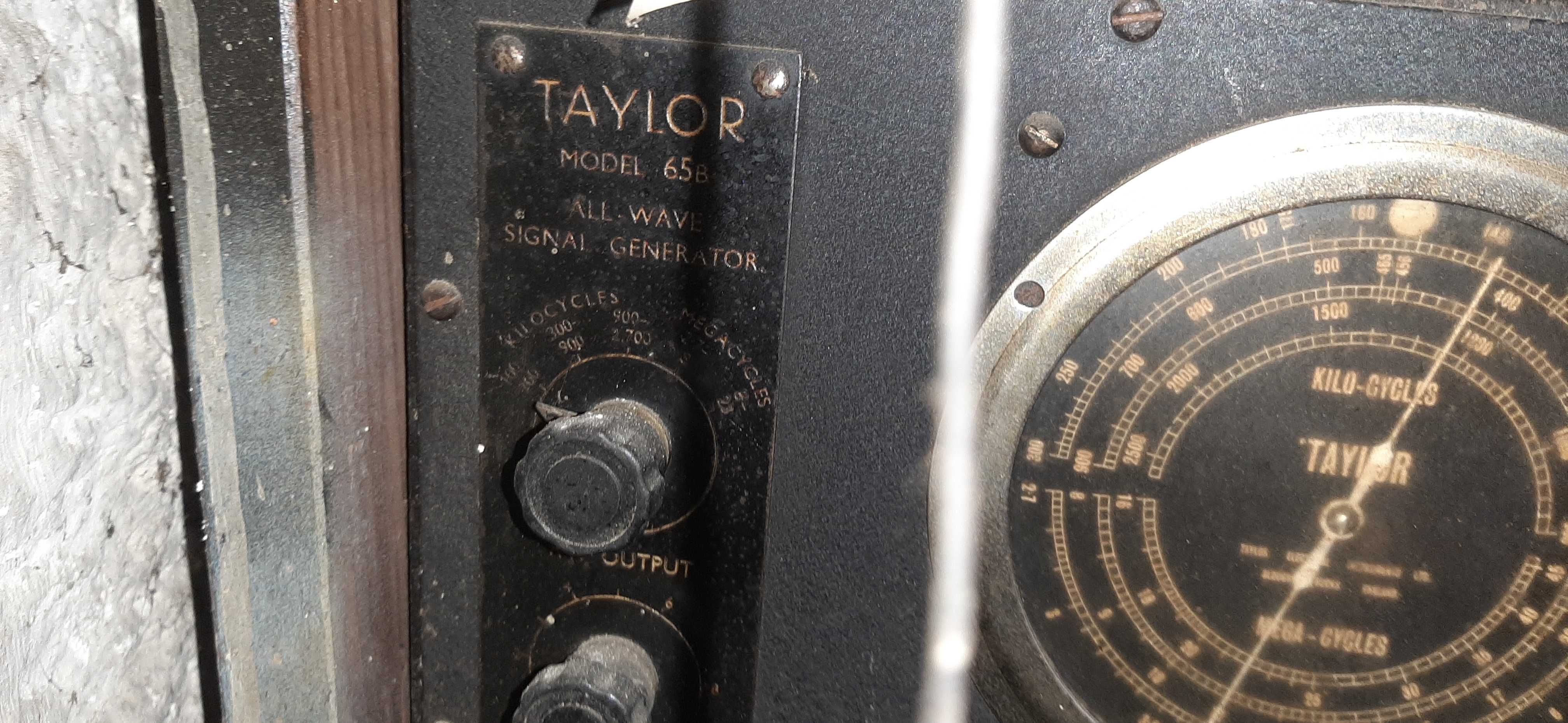 Gerador de sinais radio Taylor model 65 b antigo