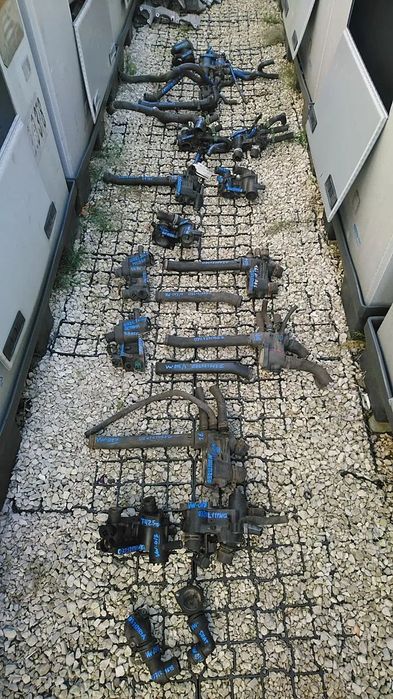 VOLKSWAGEN AUDI SEAT SKODA TERMOSTAT KRÓCIEC WODNY POMPA WODY