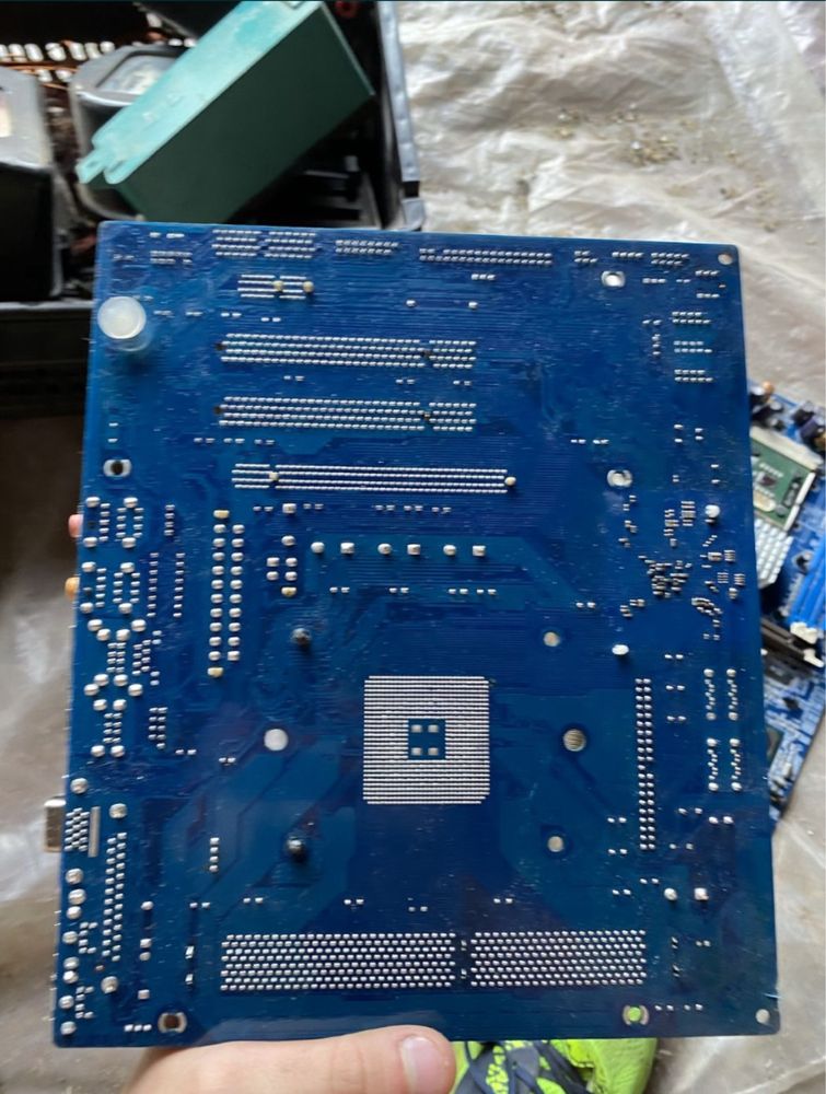 плата ASRock K7VT4A