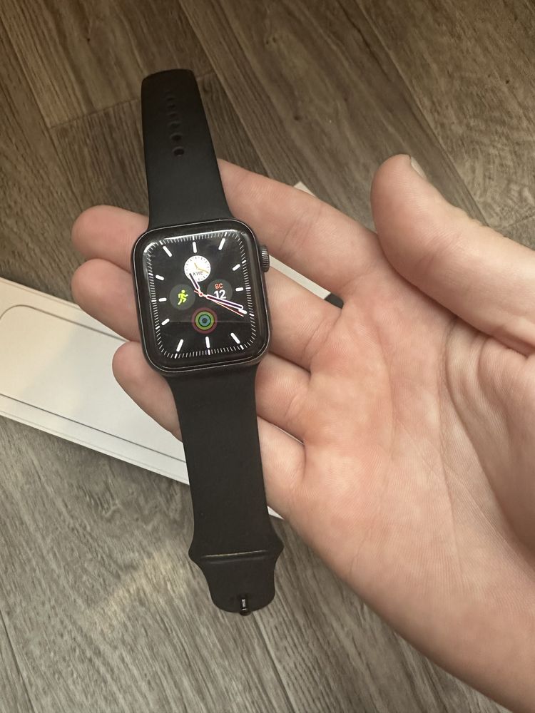 Apple watch продам series 4