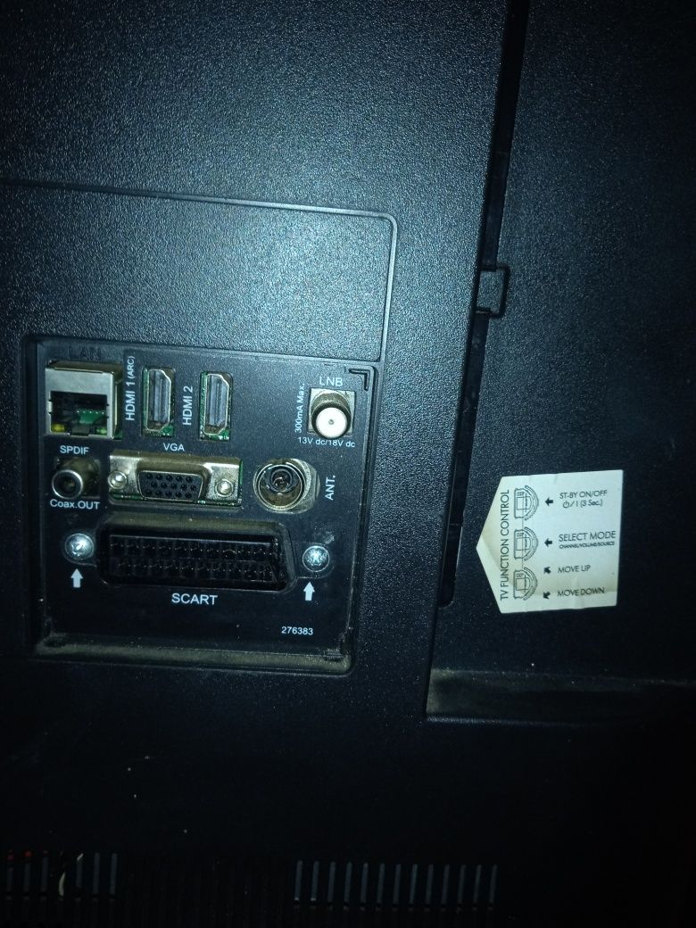 Telewizor LCD  Telefunken D39F275Q3C 39 cali