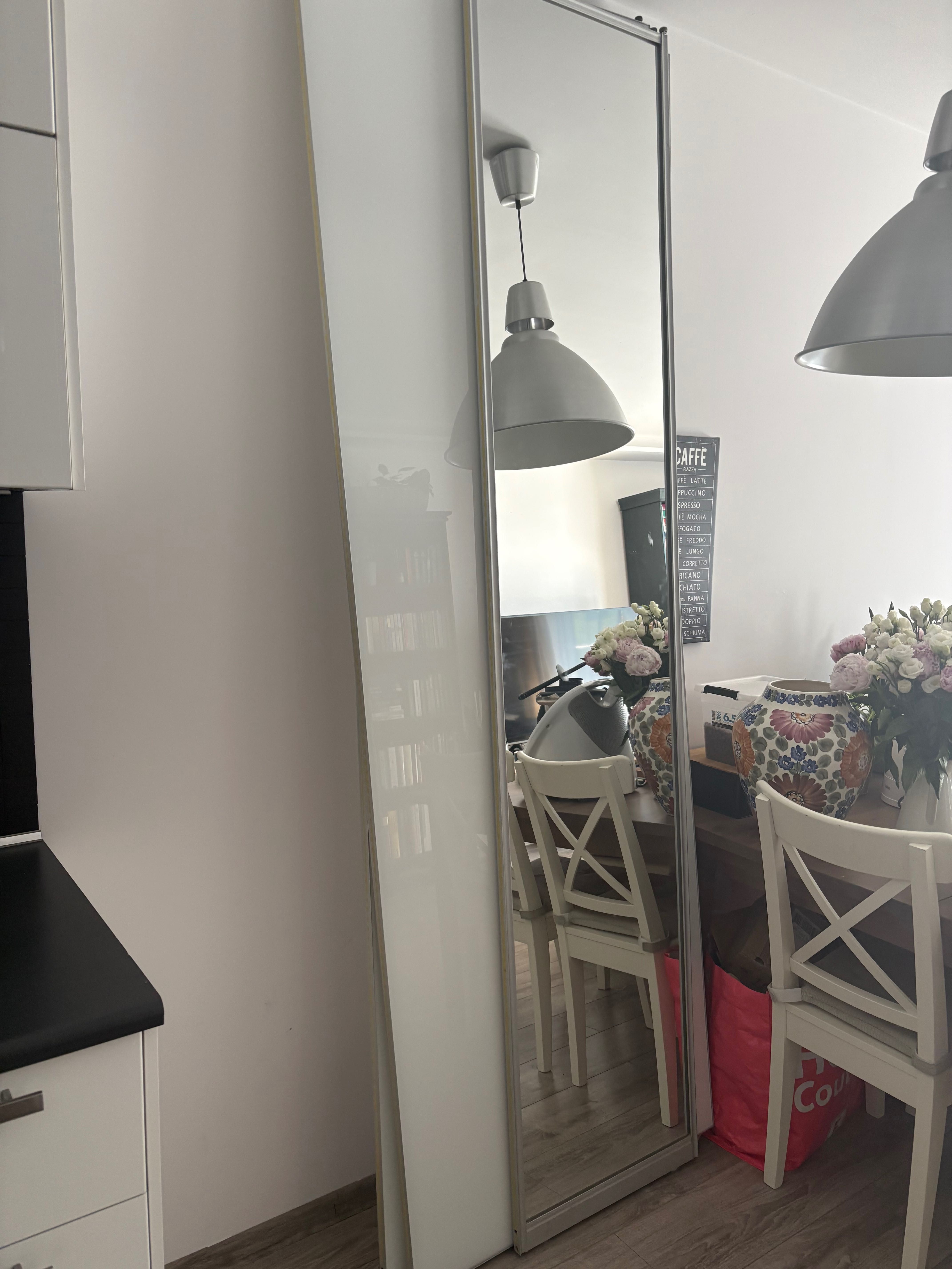 Fronty lustrzane w ramie aluminiowej