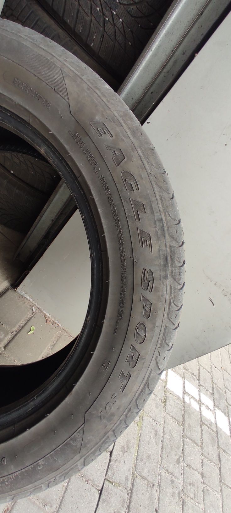 Продам шины 225/60R18 Гудиер