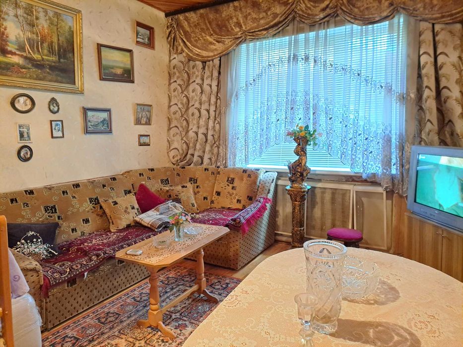 Будинок на 3 родини. Ірпінь, біля парку "Незнайка "