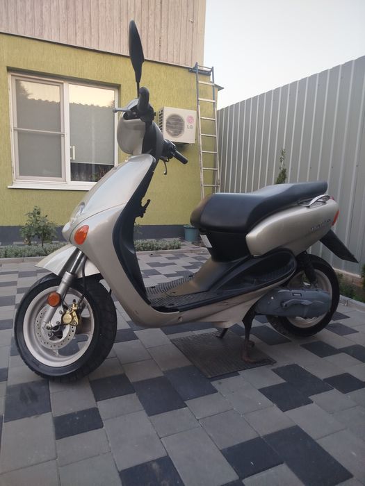 Yamaha NEOS super stan.