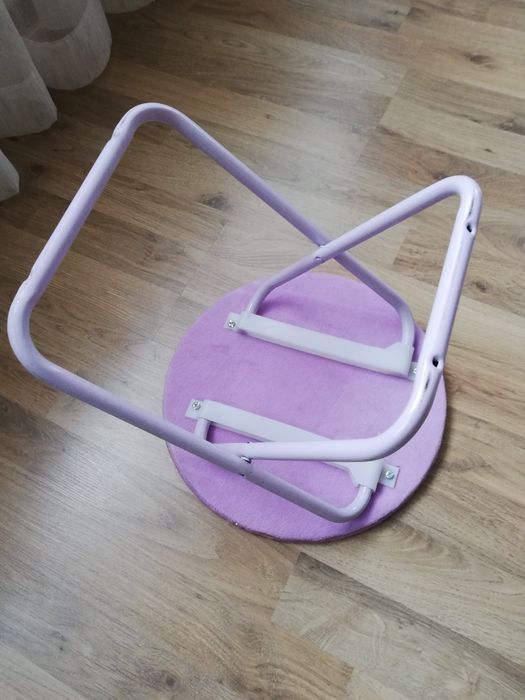 Stołek dziecięcy Dora