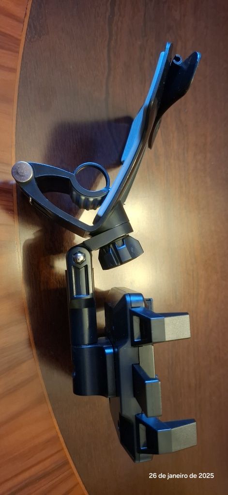 Suporte auto para telemóveis