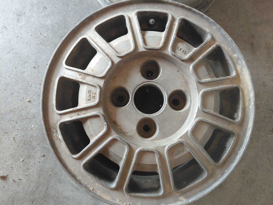 Conjunto 4 jantes Audi 4000