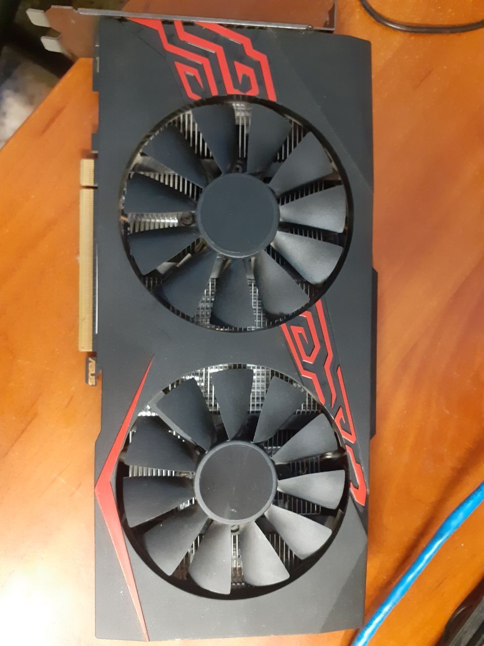 Продам видеокарты 2 RX 470 4 gb и 1 r9 290 ГАРАНТИЯ НА ВСЕ КАРТЫ