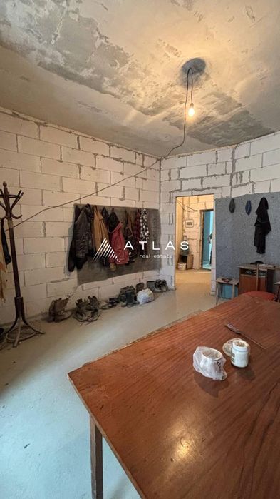 Кв.м - 43,5. Продаж квартири по вул. Чупринки