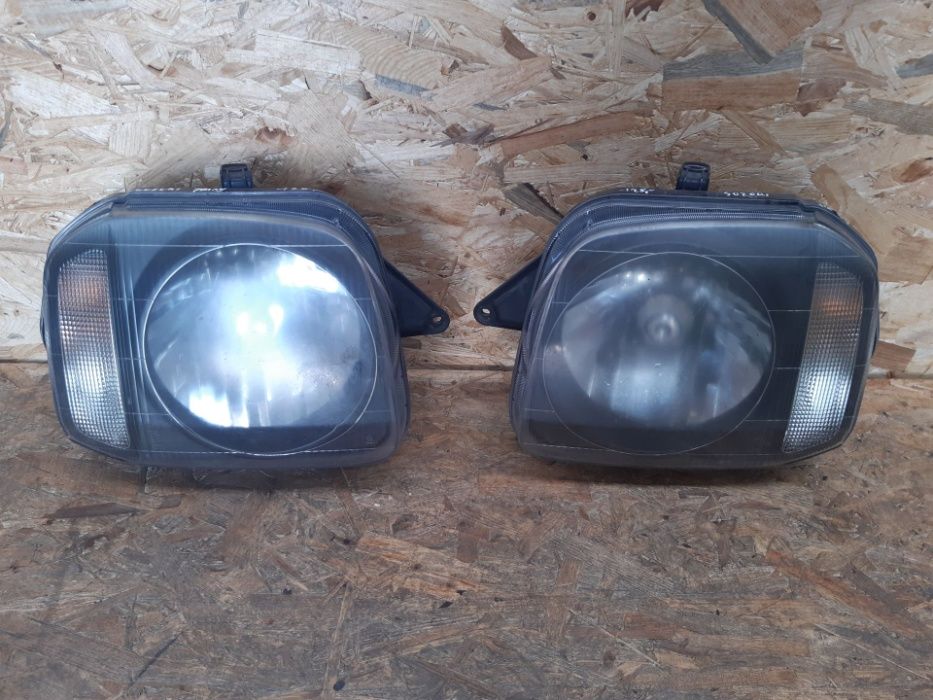 Lampa/ reflektor przedni prawy lewy Suzuki Jimny