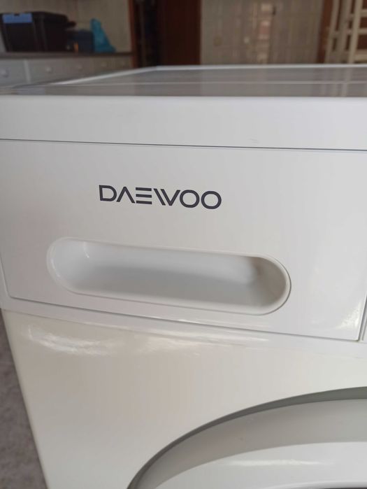 Máquina de lavar roupa DAEWOO