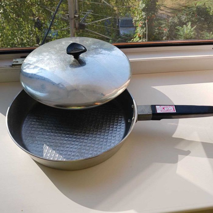 Сковорода алюминиевая "Веснянка" времен СССР, диам.25 см