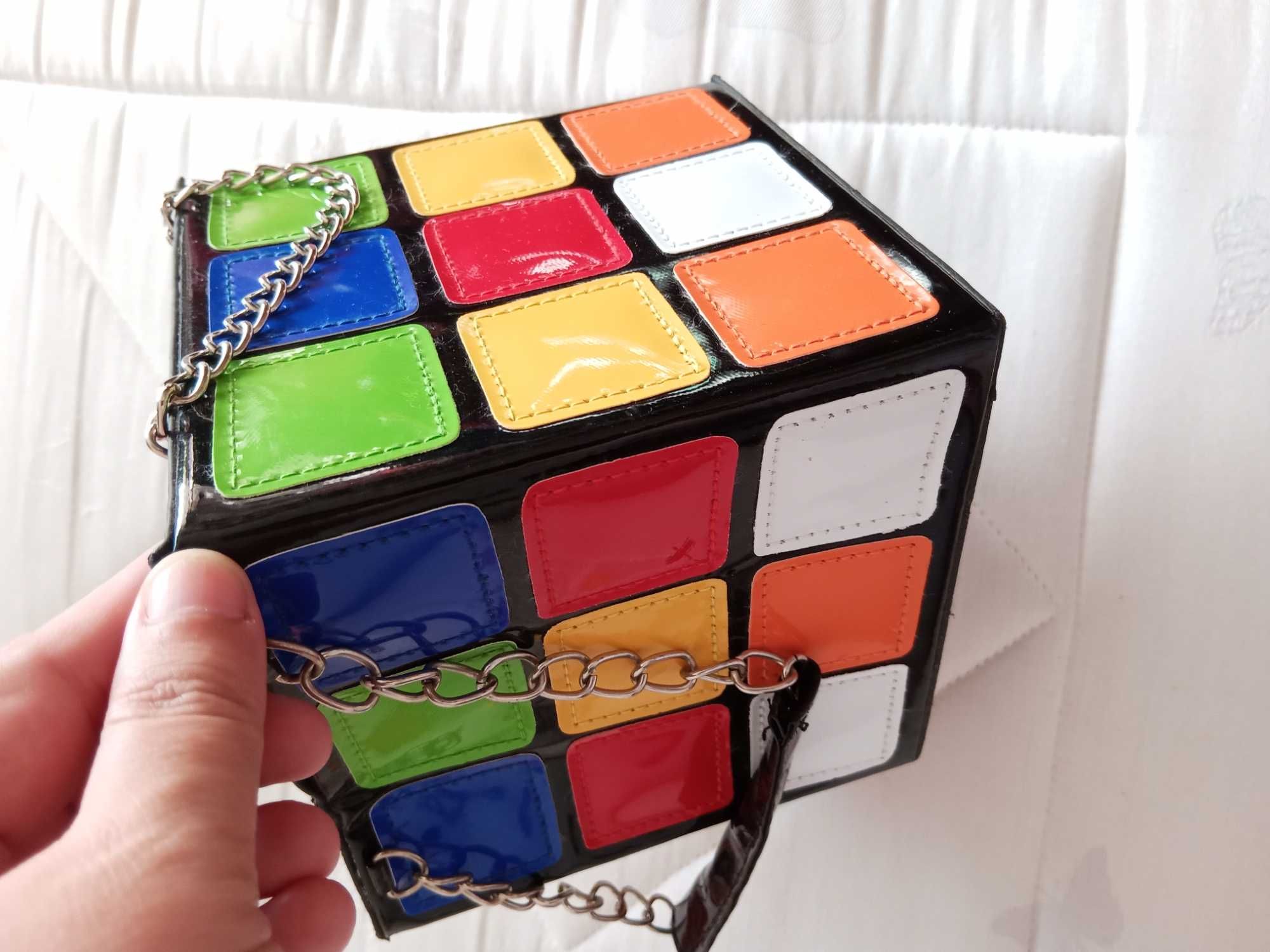 Mala Formato Cubo Rubik 15cm