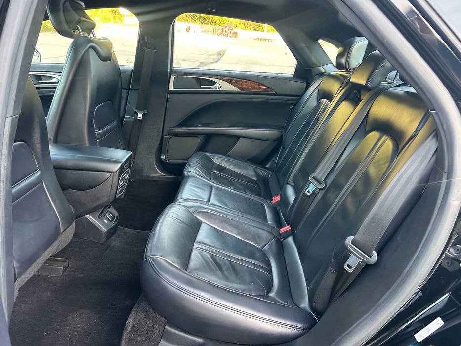 Lincoln MKZ      2018