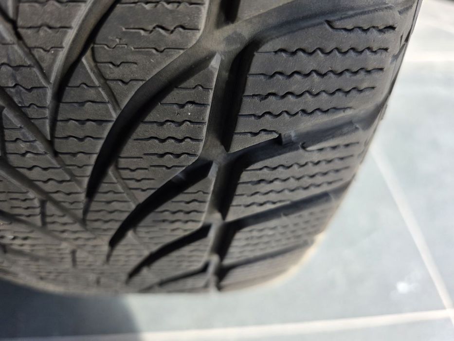 Резина Good Year Ultragrip ice 2 215/55/17