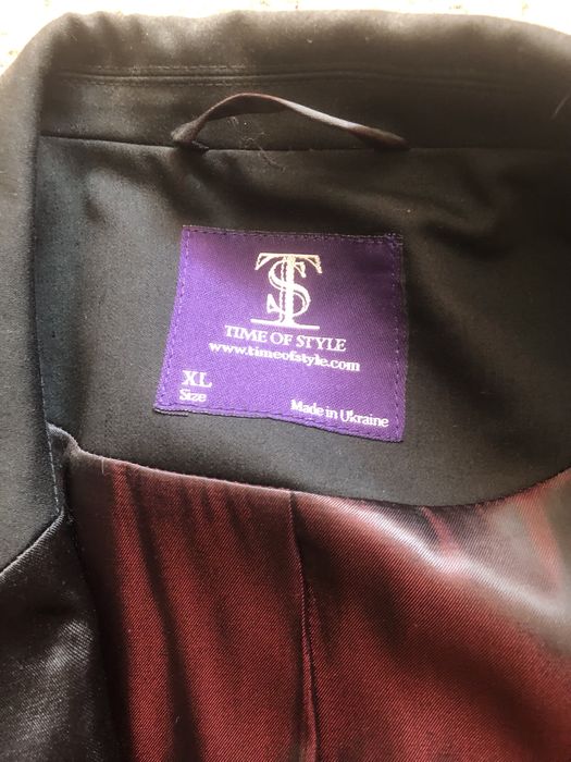 Костюм з сорочкою