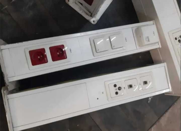 Rozdzielnica 230/380V elektryczna kolumnowa tv internet telefon