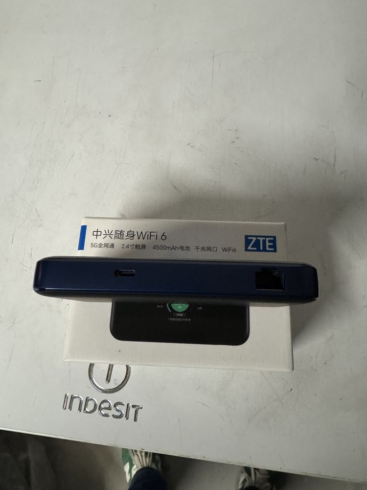 Router 5G ZTE MU5001 MiFI 5G c/ porta LAN