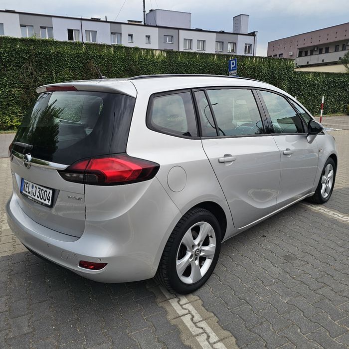 Opel Zafira 1.4 Turbo Niski Przebieg Sprowadzony Ładny