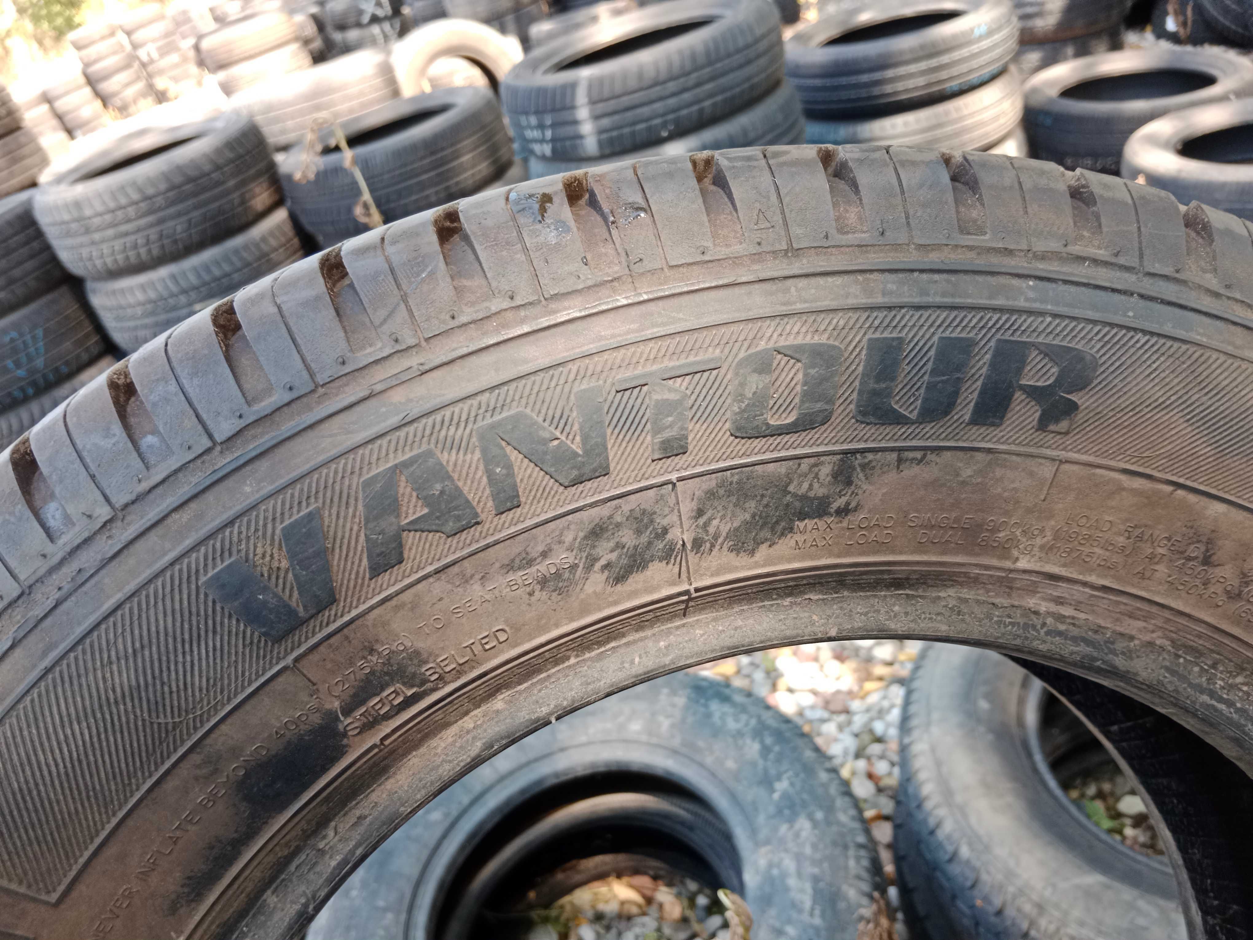 Opona używana 195/70R15C Powertrac Vantour 1szt.