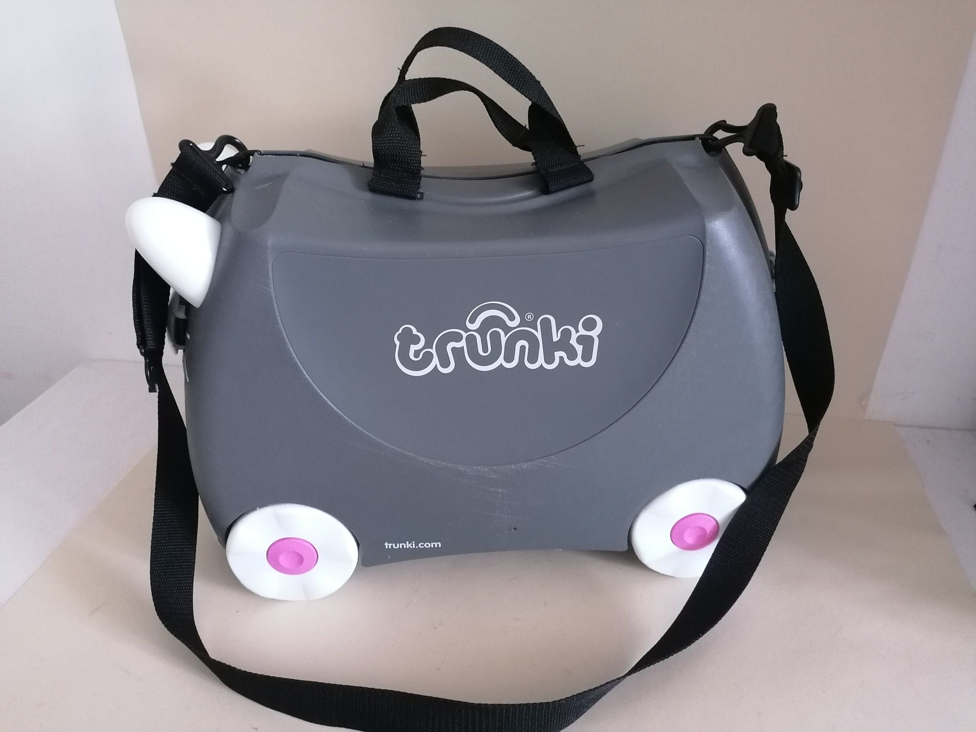 Trunki  Jeżdżąca Walizka Jeździk 3w1 Kotek Benny